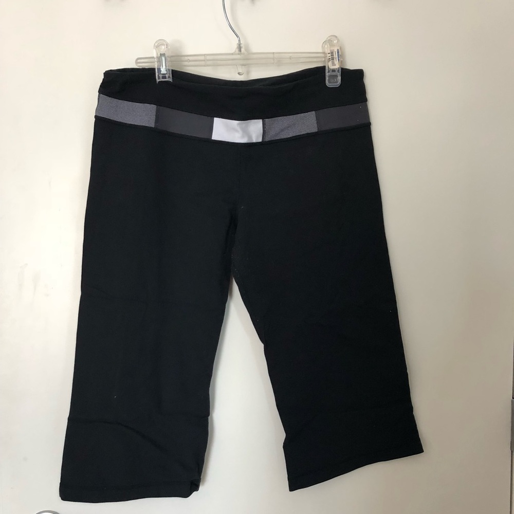 Lululemon reversible crop